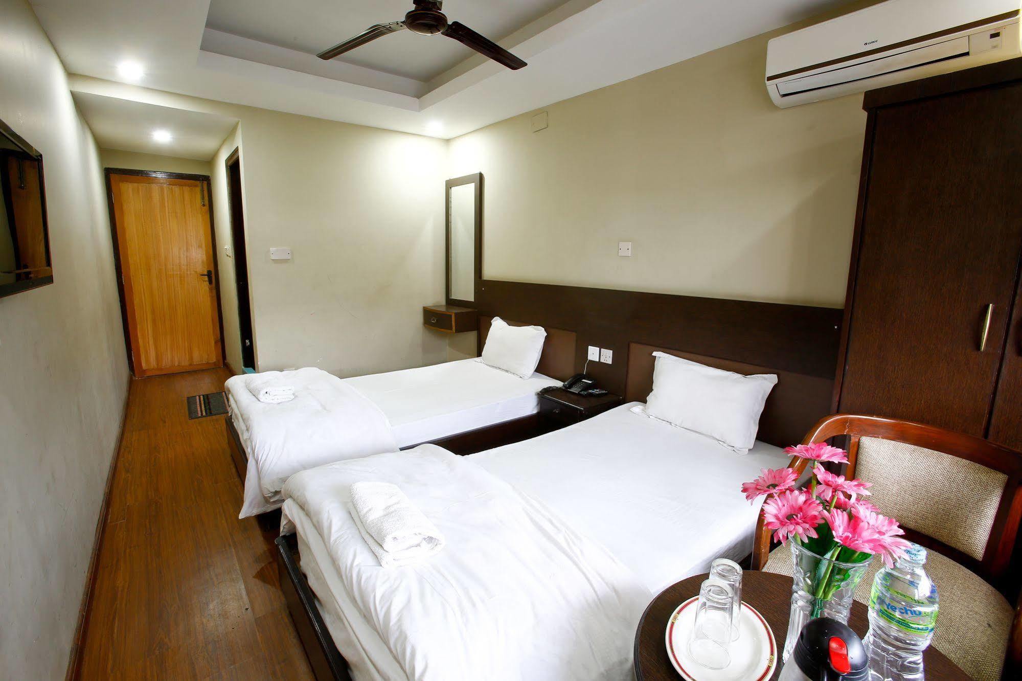 Hotel Nandini Kathmandu Luaran gambar