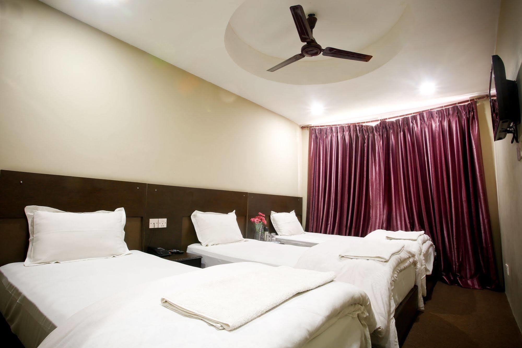 Hotel Nandini Kathmandu Luaran gambar
